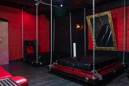 Club Swingerster