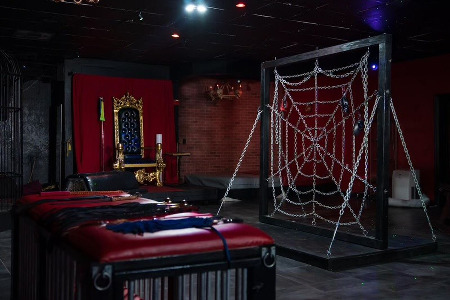 Club Swingerster